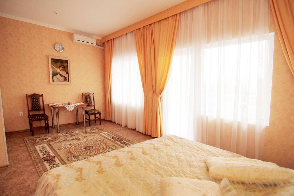 Admiral Hotel Skadovsʼk Oda fotoğraf