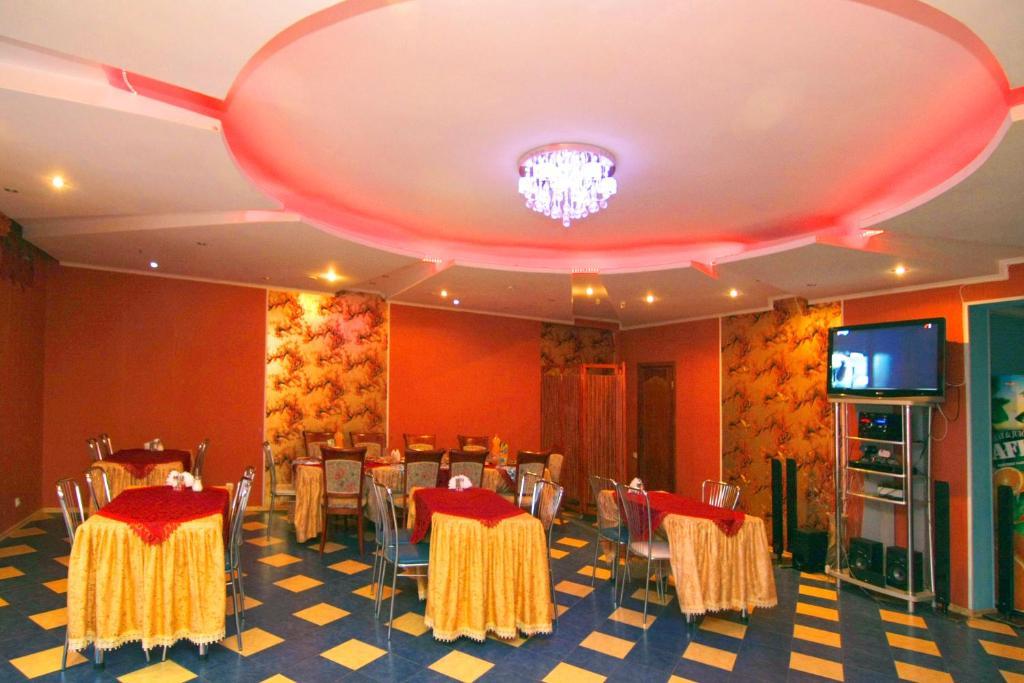Admiral Hotel Skadovsʼk Dış mekan fotoğraf