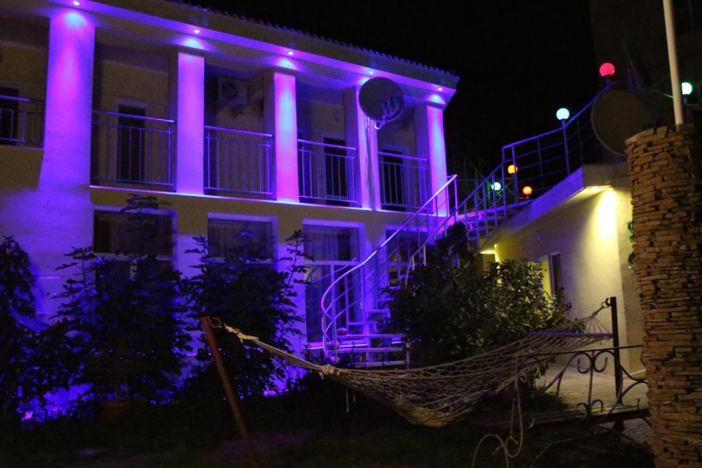 Admiral Hotel Skadovsʼk Dış mekan fotoğraf